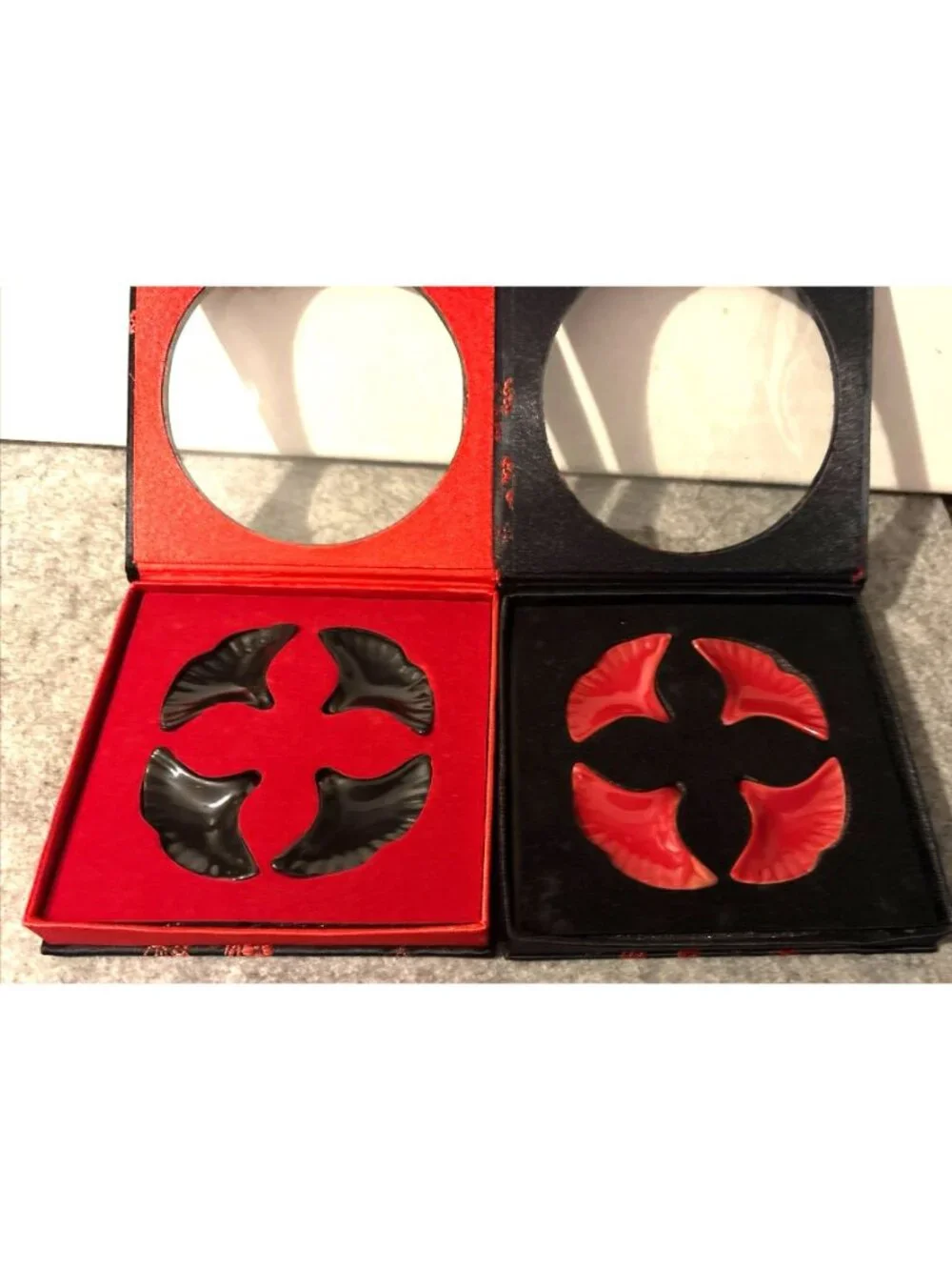 2 Sets of Vintage Chopstick Rest, Flower Pedal Design # 3350